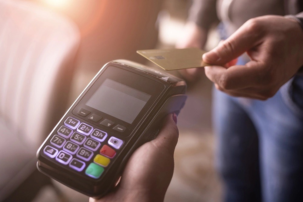 Will It Be Possible to Pay with a Bank Card After Switching to the Unified QR Code. The new system will reduce the volume of transactions using bank cards and balance the costs of retail and service enterprises, including small and medium businesses, for conducting operations. There is no talk of canceling cards. Image source: rg.ru. Will It Be Possible to Pay with a Bank Card After Switching to the Unified QR Code. The new system will reduce the volume of transactions using bank cards and balance the costs of retail and service enterprises, including small and medium businesses, for conducting operations. There is no talk of canceling cards. Image source: rg.ru. Photo.
