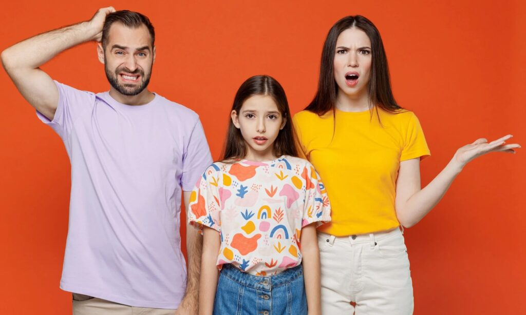 6 Signs of a Happy Family: Check Your Relationship in 5 Minutes. Why are some families happy while others are not? There are 6 key differences. Image source: orientare.md. 6 Signs of a Happy Family: Check Your Relationship in 5 Minutes. Why are some families happy while others are not? There are 6 key differences. Image source: orientare.md. Photo.