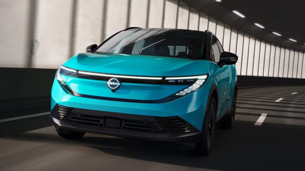 12 Cars That Most Often Turn Out to Be Too Tight for Tall Drivers. Nissan Leaf — odd ergonomics and visibility. Image source: cbtnews.com. 12 Cars That Most Often Turn Out to Be Too Tight for Tall Drivers. Nissan Leaf — odd ergonomics and visibility. Image source: cbtnews.com. Photo.