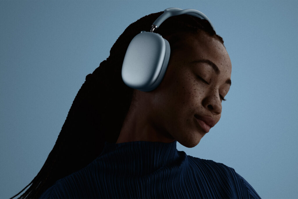 AirPods Max 2 in Midnight — the design hasn't changed, and neither has the price