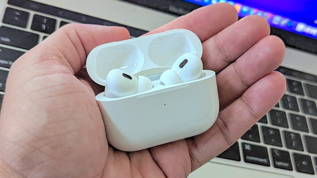 AirPods also received an update. Image: tomsguide.com. Photo.