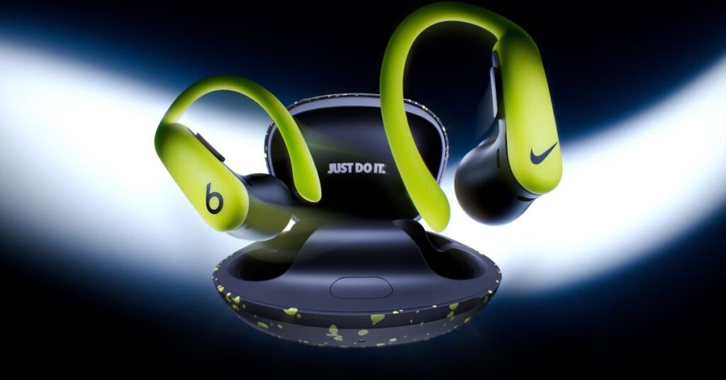 Apple is quietly preparing a revolution: Beats and Nike have created dream earbuds for active people
