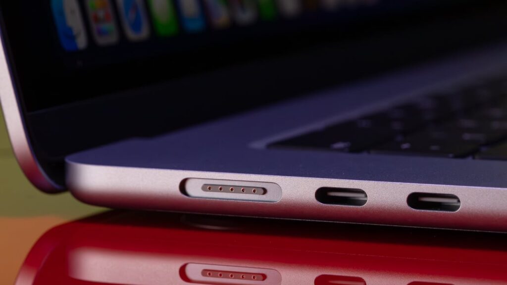 The charge limit will help extend the life of your MacBook's battery. Image: pcmag.com