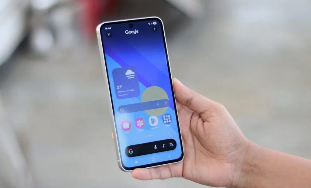 The differences in the higher-end model are also minor. Image: sammobile.com. Photo.
