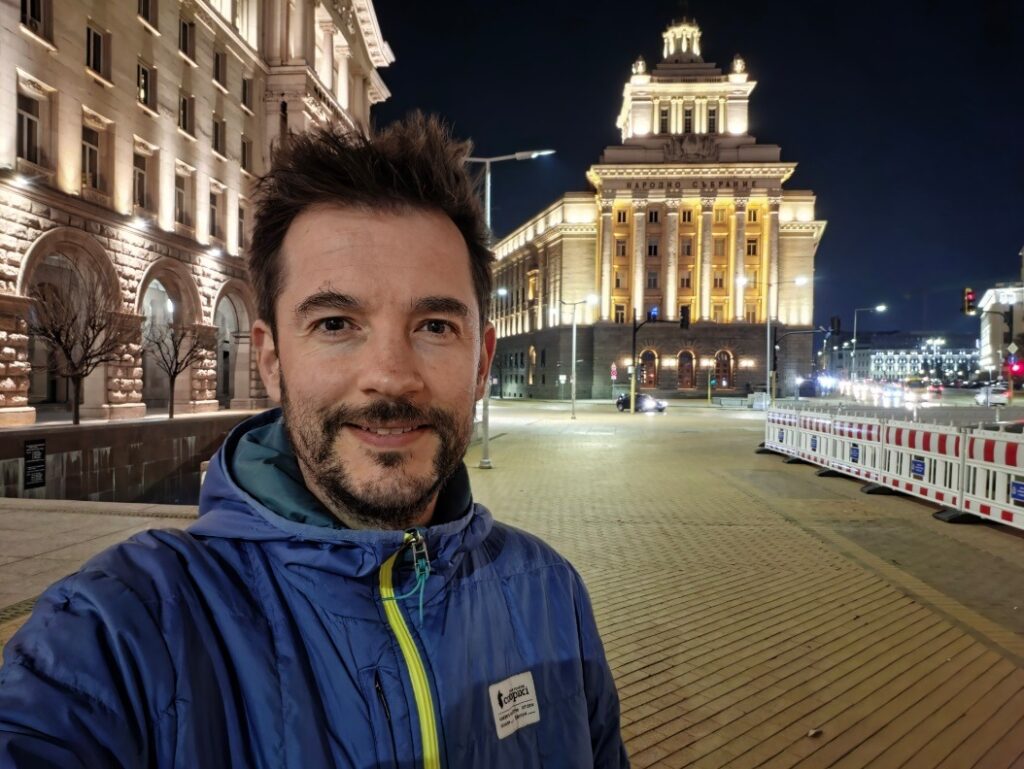 Xiaomi 17 or Galaxy S26 — Which Has a Better Camera. Photo from the front camera of Galaxy S26. Image: GSMArena. Photo.