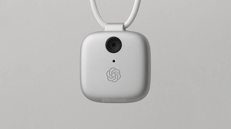 Apple is preparing a response to OpenAI's yet-unreleased device. Image: phonearena.com