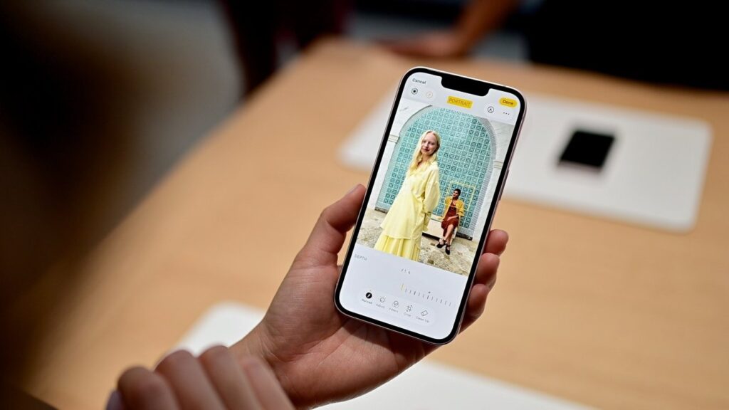 The main drawback of the iPhone 17e, just like the previous generation, is the notch on the screen. Image: appleinsider.com