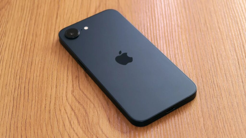 The launch price of iPhone 17e has become considerably lower than iPhone 16e. Image: dgl.ru