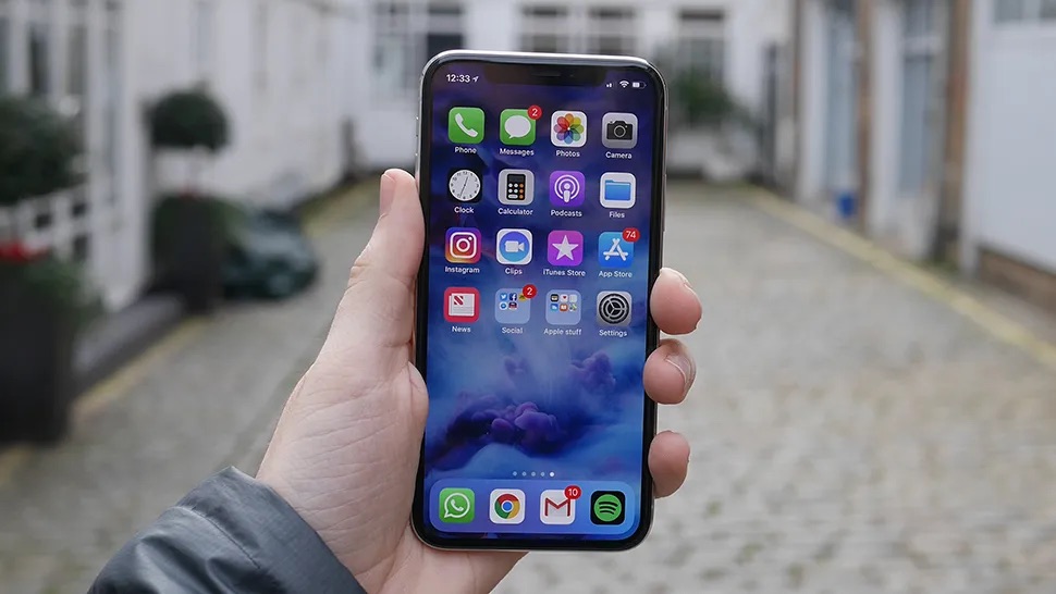 iPhone X — a legend, the gold standard for modern iPhone design. Image: t3.com