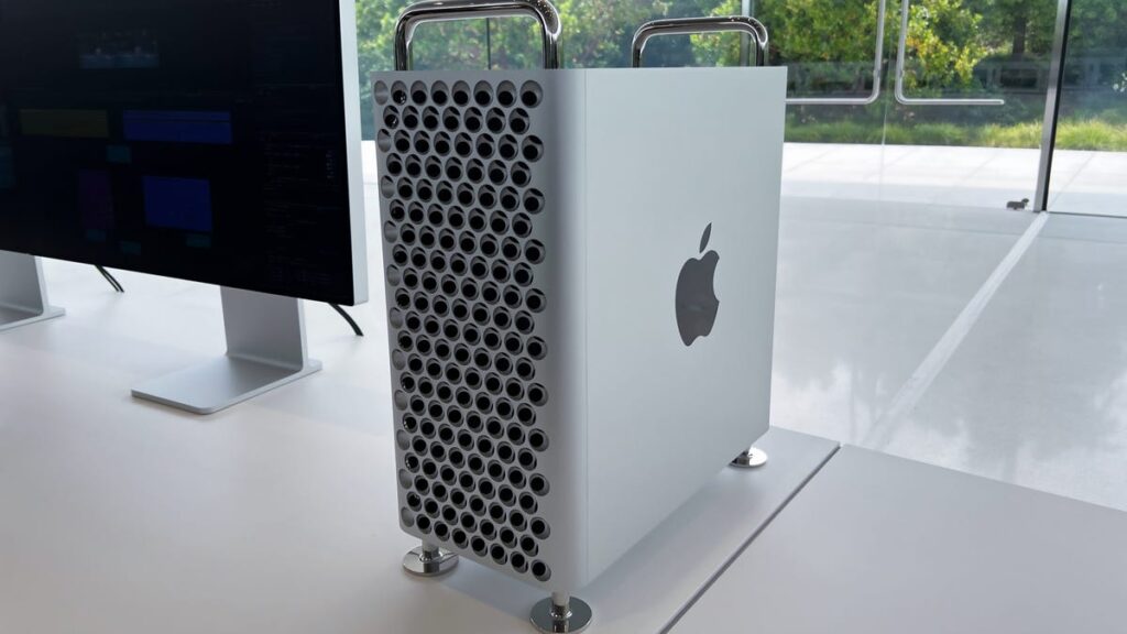 The last Mac Pro with M2 Ultra. Image: cnet.com