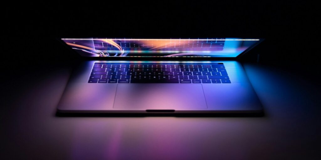 Why OLED in MacBook Pro Will Be Better Than Mini-LED. OLED will offer more vivid colors. Image: 9to5mac.com. Photo.