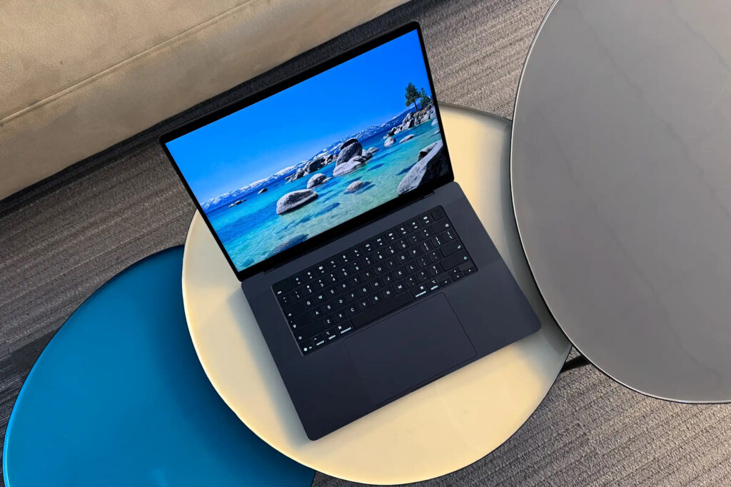 Choose the 16-inch version to get maximum performance. Image: macworld.com
