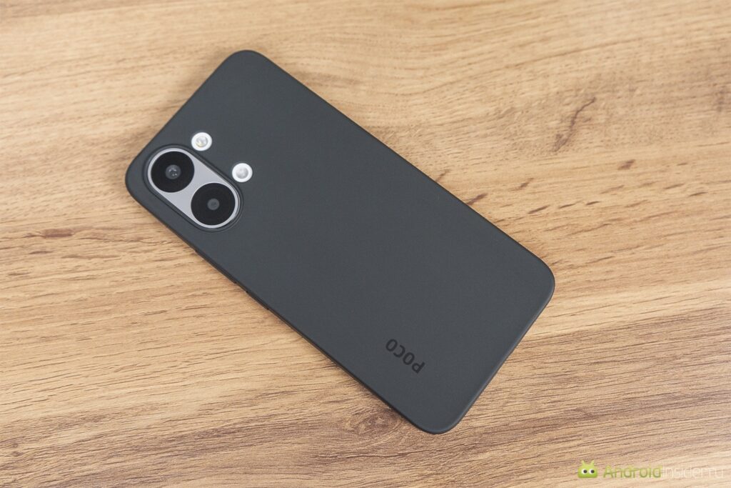 The case is silicone, soft, but very pleasant to the touch.