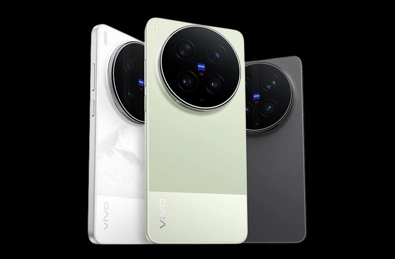 vivo X300 Ultra in all colors. Photo.