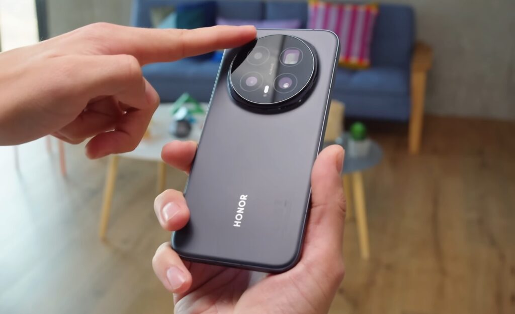 HONOR smartphones. HONOR smartphones are really good looking. Image: GSMArena Official. Photo.