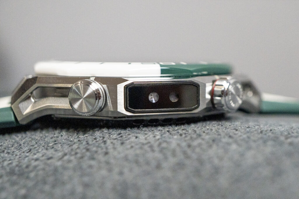 The sensor on the side panel allows for more accurate readings than the one on the back of the case.