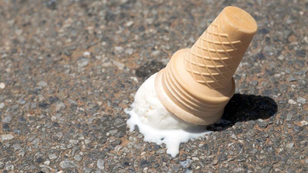 If you think about it, summer is not the best time of year, and may even be the worst. Photo.