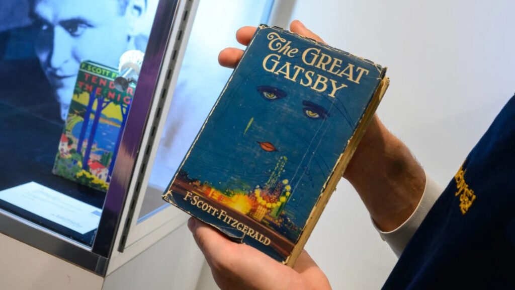 First edition of 'The Great Gatsby' with the iconic cover. Image source: mentalfloss.com. Photo.