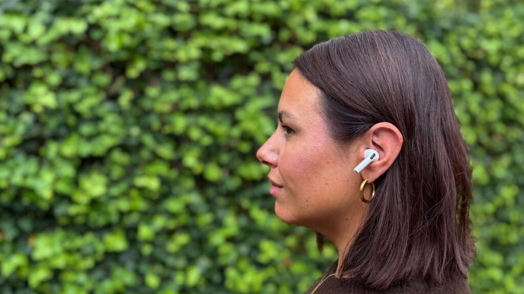 Thanks to the new shape, the earbuds stay in your ears much better