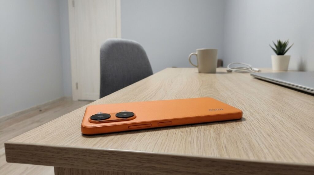 POCO X8 Pro Max — Orange Like the iPhone 17 Pro. The orange body — you won't want to hide it in a case. Photo.
