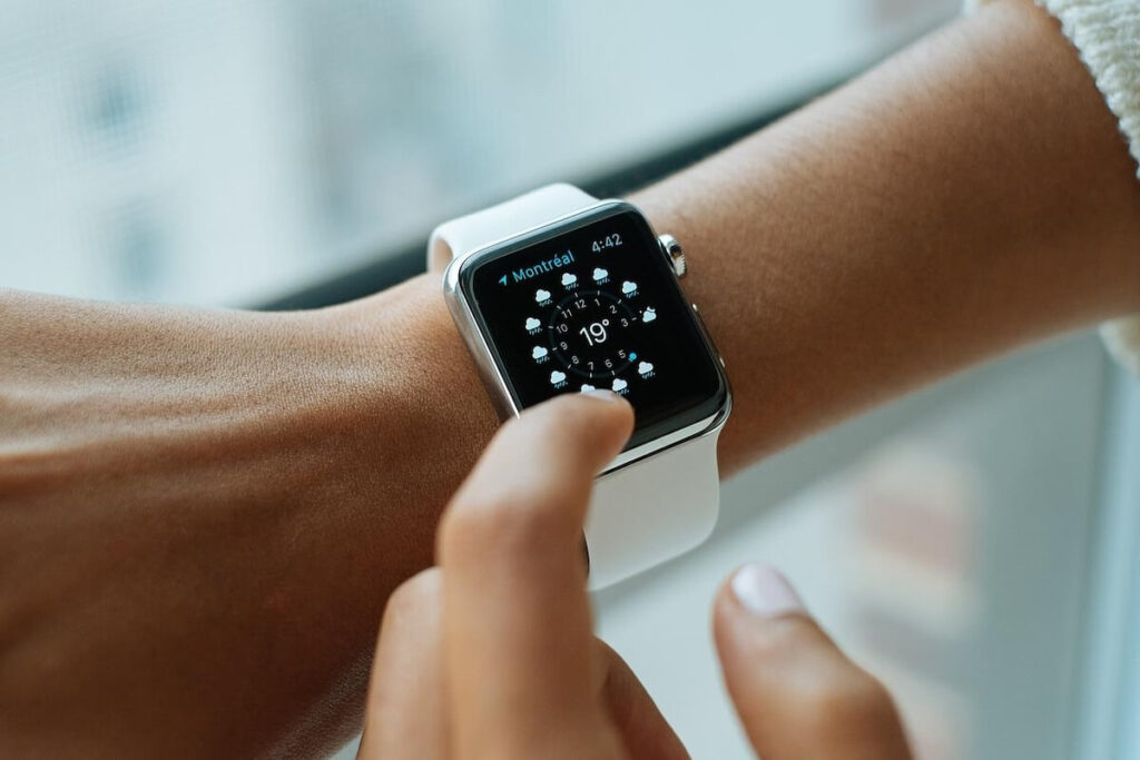 Apple Watch water protection is at the "washing your hands" level. Image: Fotosklad.ru
