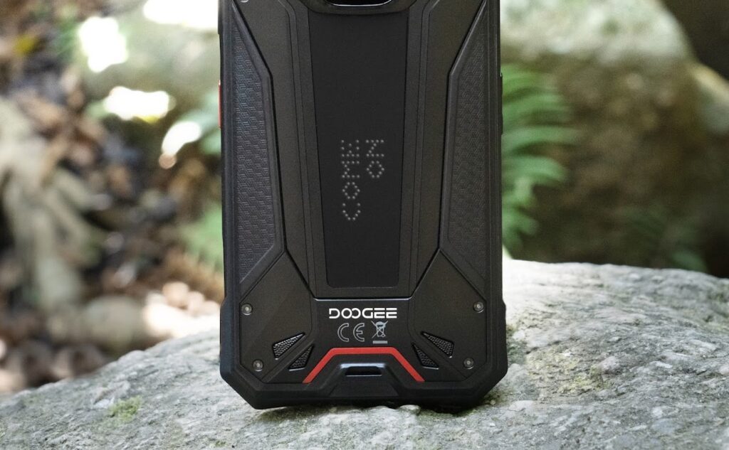Quite an extraordinary feature for a rugged smartphone. Photo.