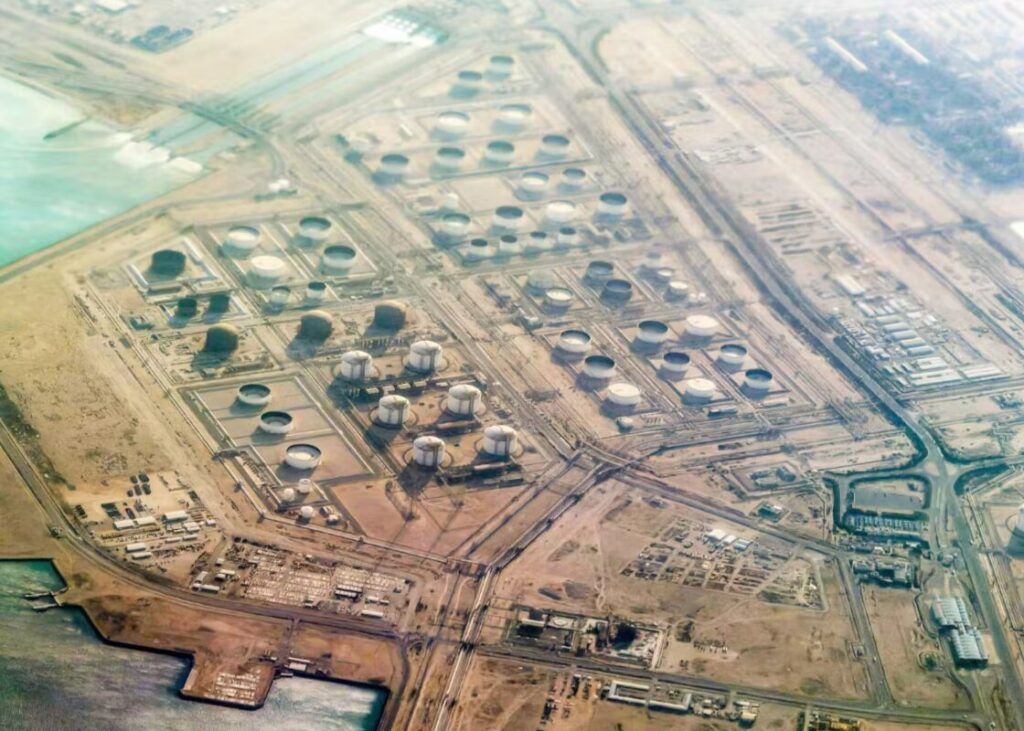 Qatari helium is produced at the world's largest liquefied natural gas plant in Ras Laffan. Photo.