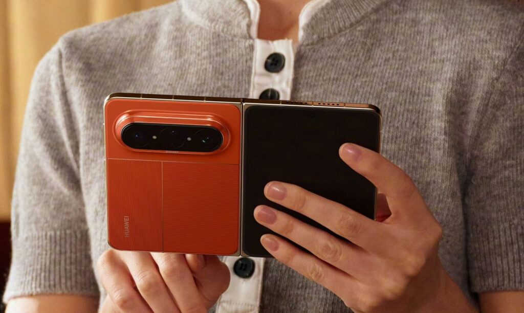There's a feeling that the idea of buying the new foldable Huawei isn't such a bad one