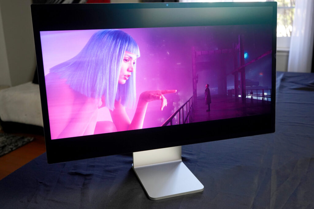 macOS 26.4.1 and Studio Display XDR support. Regular users won't benefit from the monitor update.