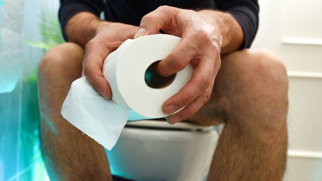 The time between eating and going to the bathroom can tell a lot about your health. Photo.