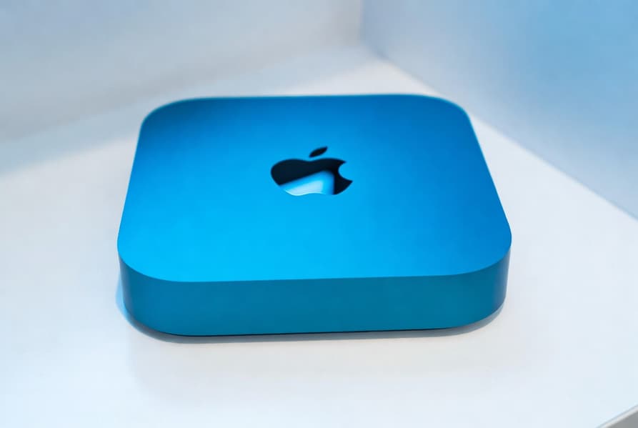 Budget Mac Neo specifications. Mac Neo may come in colorful cases. Image: ixbt.com. Photo.