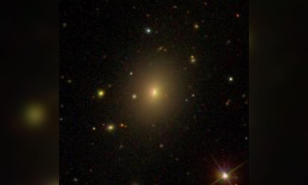 Galaxy Markarian 501. Image source: wikipedia.org.