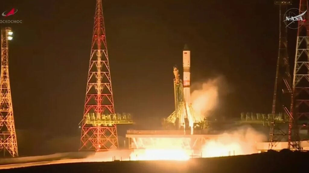 Launch of the Progress 95 spacecraft. Image source: space.com. Photo.