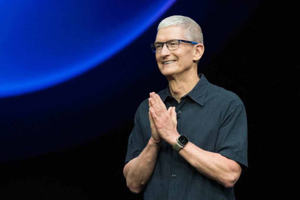 Why Tim Cook's departure matters for Apple's future. Rumors about Tim Cook's departure had been circulating for a long time, but there was hope that the foldable iPhone Ultra would still be presented by him, not someone else. Photo.