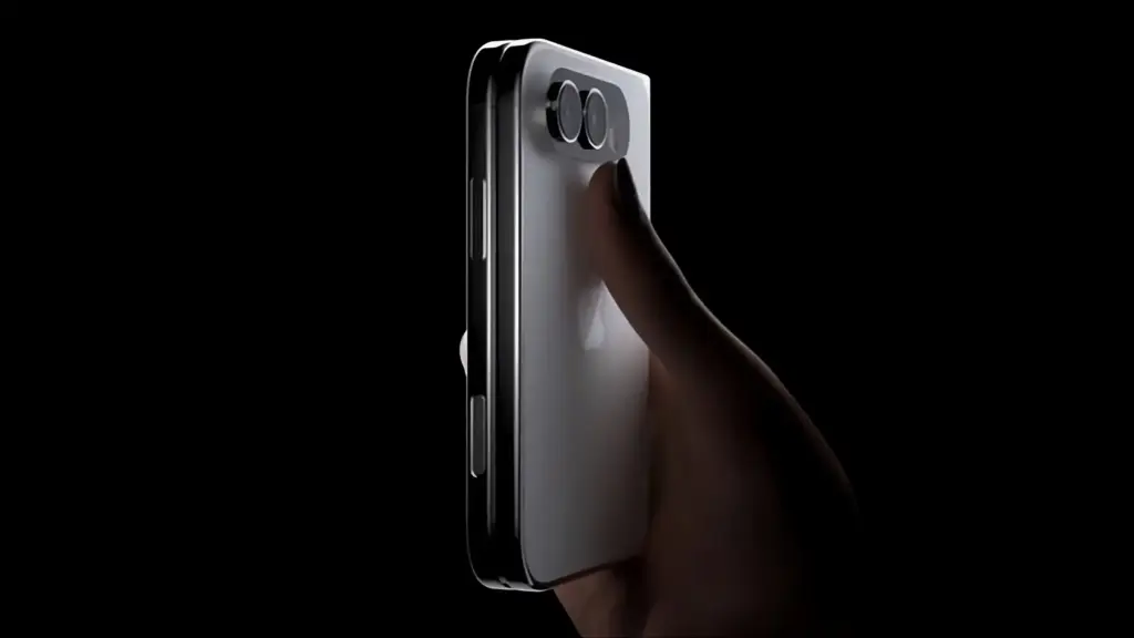 The foldable Apple iPhone looks stunning in new images