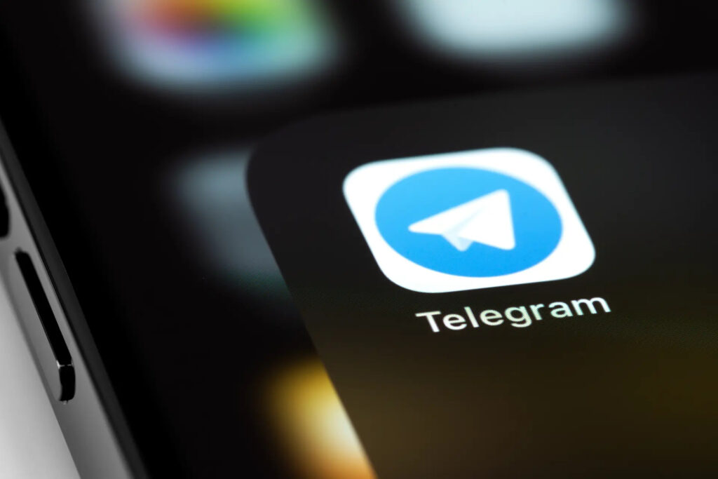 You can use multiple Telegrams on iPhone. Photo.