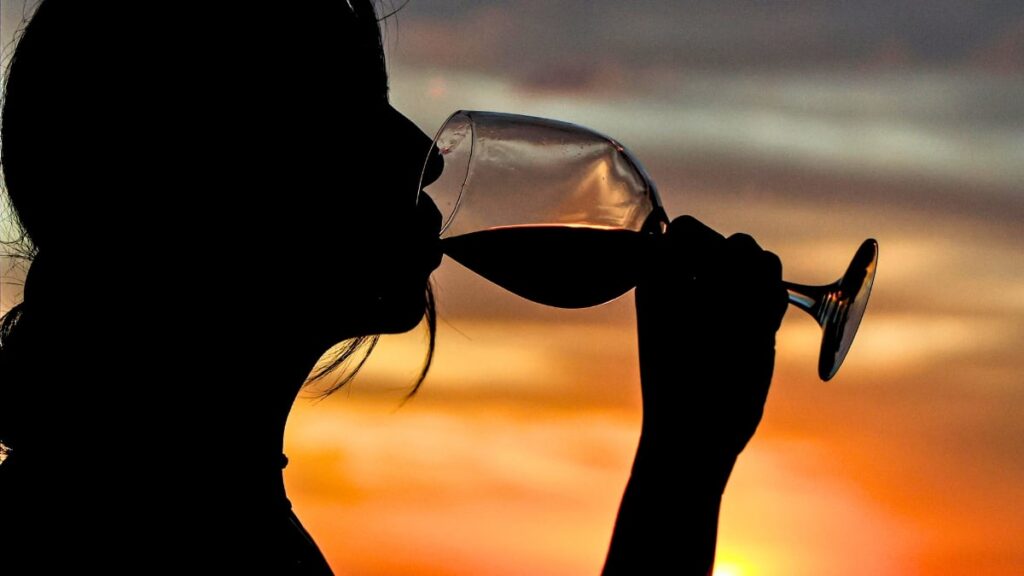 Doctors are shocked: even small doses of alcohol harm the brain — here's what a new study shows