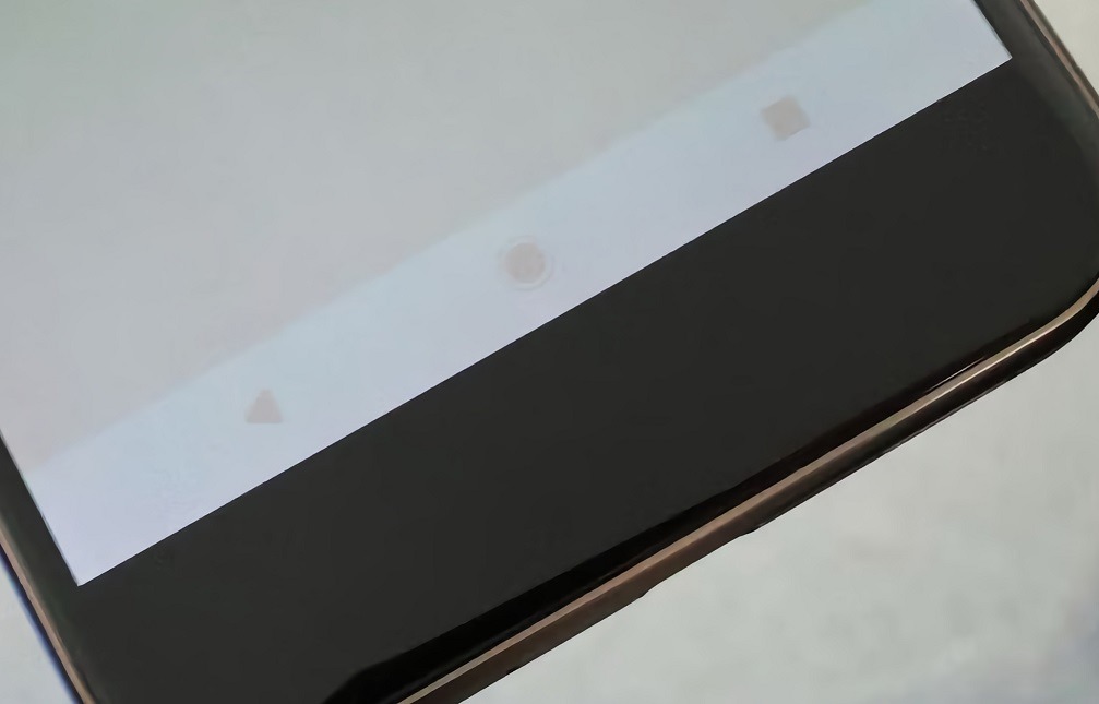 An example of how static elements can leave imprints. Image: 4pda.to