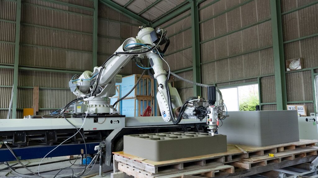 ABB IRB 6700 robot used in construction. Photo.