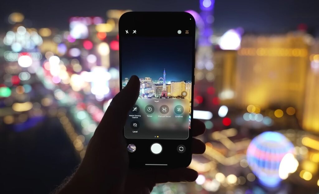 The smartphone's camera will feature two 200-megapixel sensors. Image: The Tech Chap
