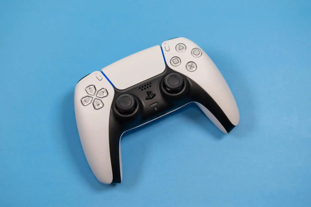 Controllers you can connect to iPad. iPad supports connecting a wide variety of controllers. Photo.