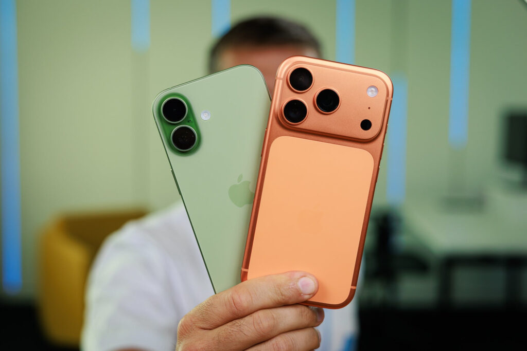 Which iPhone to choose in 2026. Of these devices, I'd also choose the base model. The ideal option in terms of price-to-features ratio. Photo.