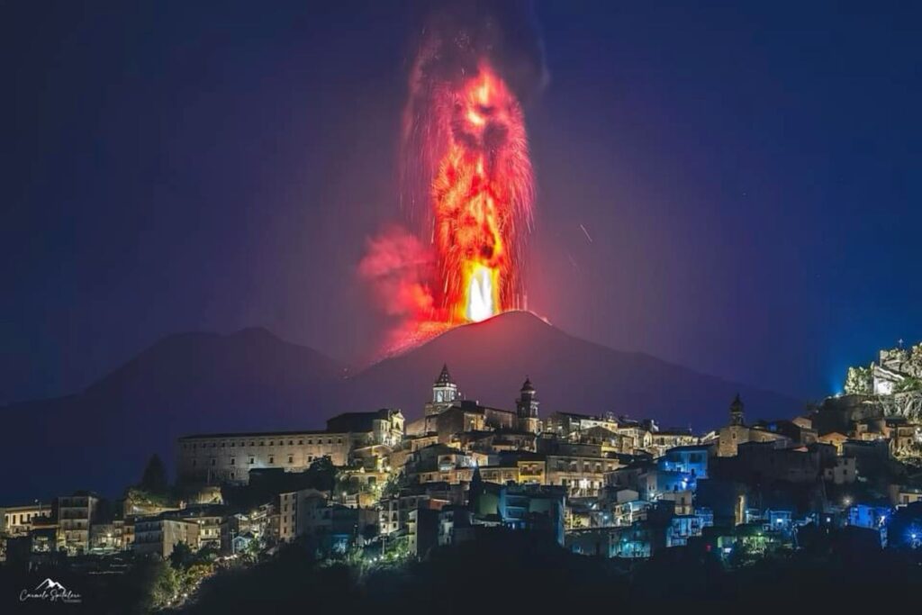 How Mount Etna is changing what we knew about the life of volcanoes. Image source: ru.pinterest.com. Photo.