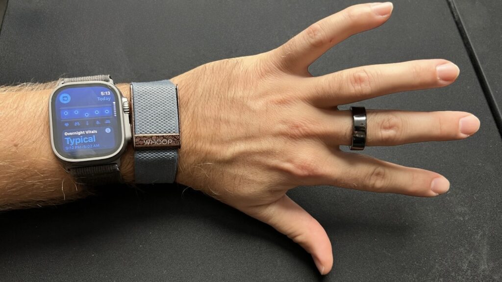 Bands and rings also have an important advantage: they don't distract you with their screen
