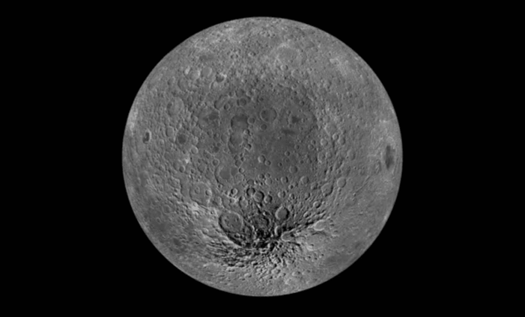 Scientists say Artemis astronauts could find scientifically valuable material on the Moon. Photo.