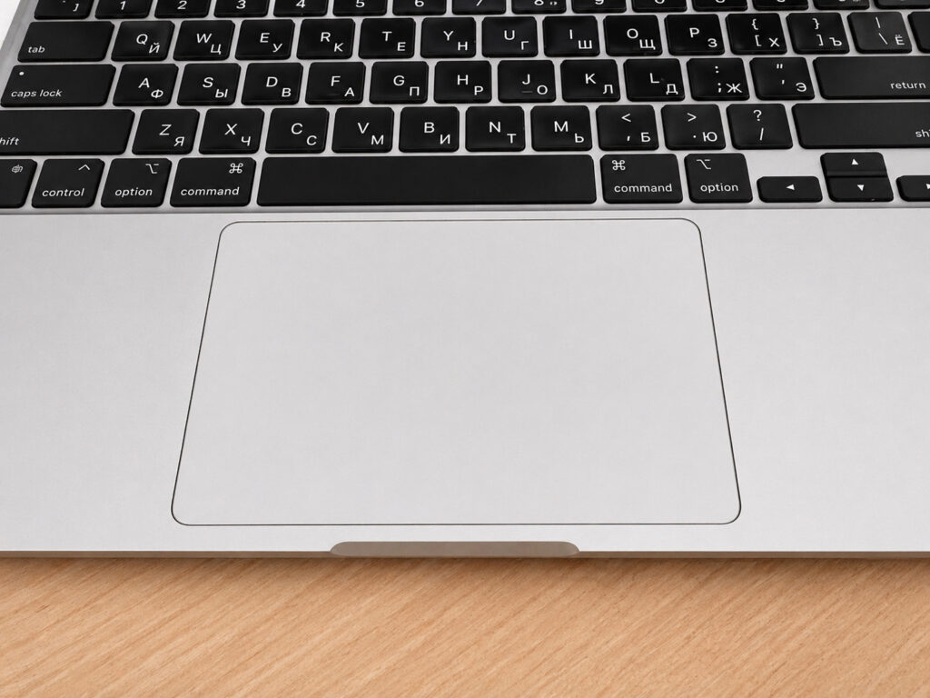 There are moments when the trackpad still turns out to be better than a mouse