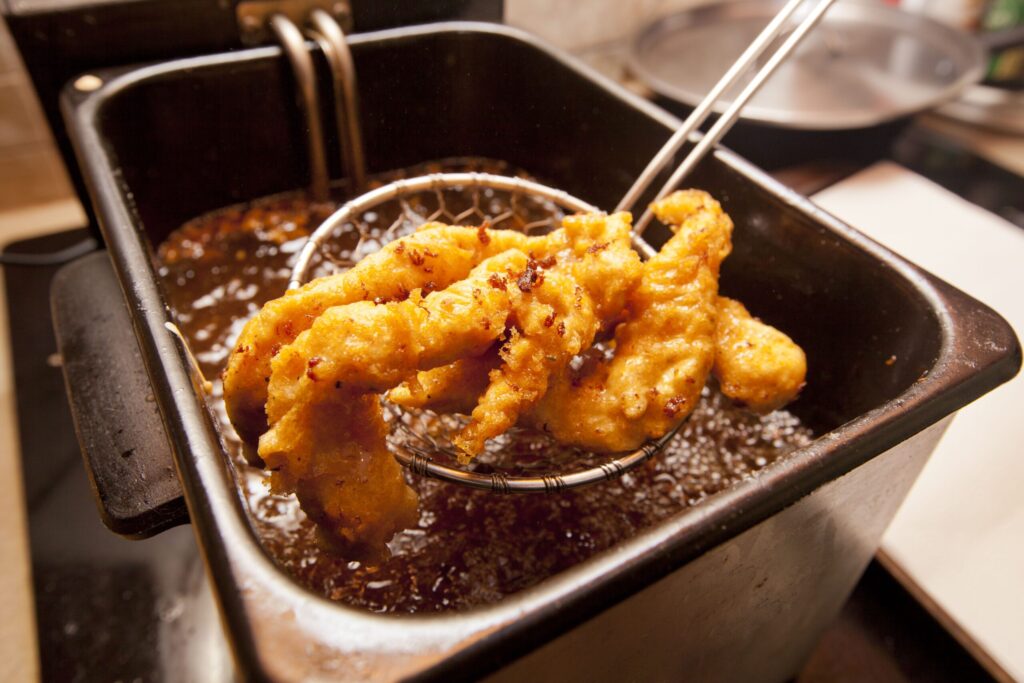 Why the body loves deep-fried food even though it's harmful — a rhetorical question. Image source: tr.pinterest.com. Photo.