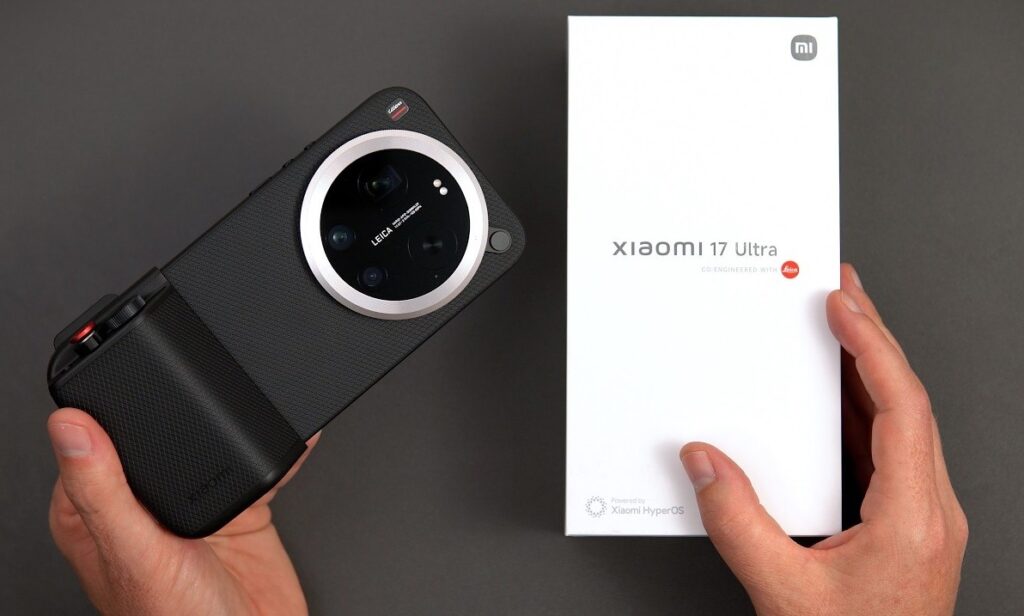 Xiaomi managed to break its top camera phone with its own update. Image: TechTablets