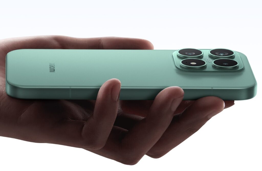 The regular Xiaomi 17 is more compact but more expensive even when ordered from China. Image: Xiaomi
