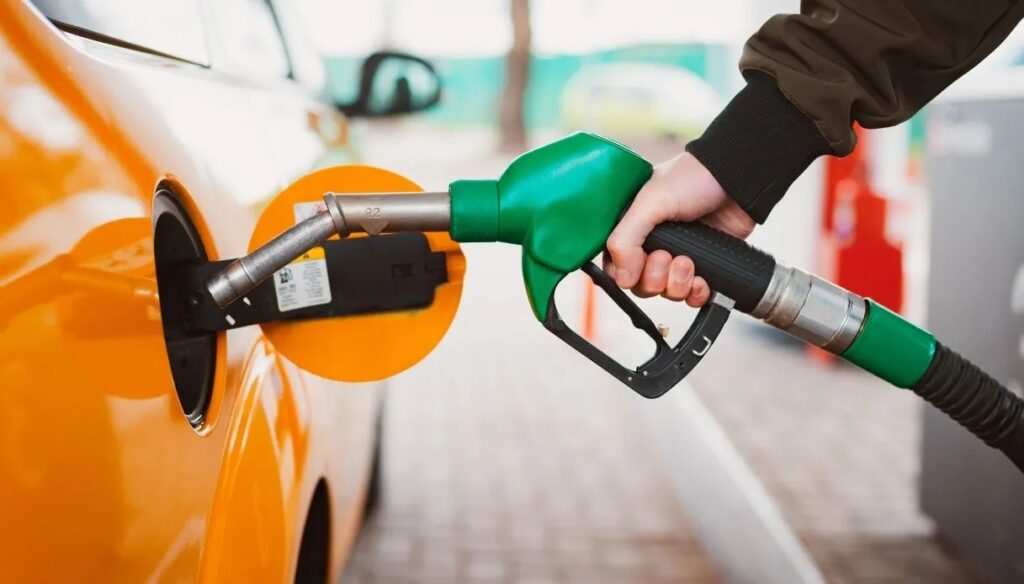5 gas station mistakes you need to stop making. Photo.